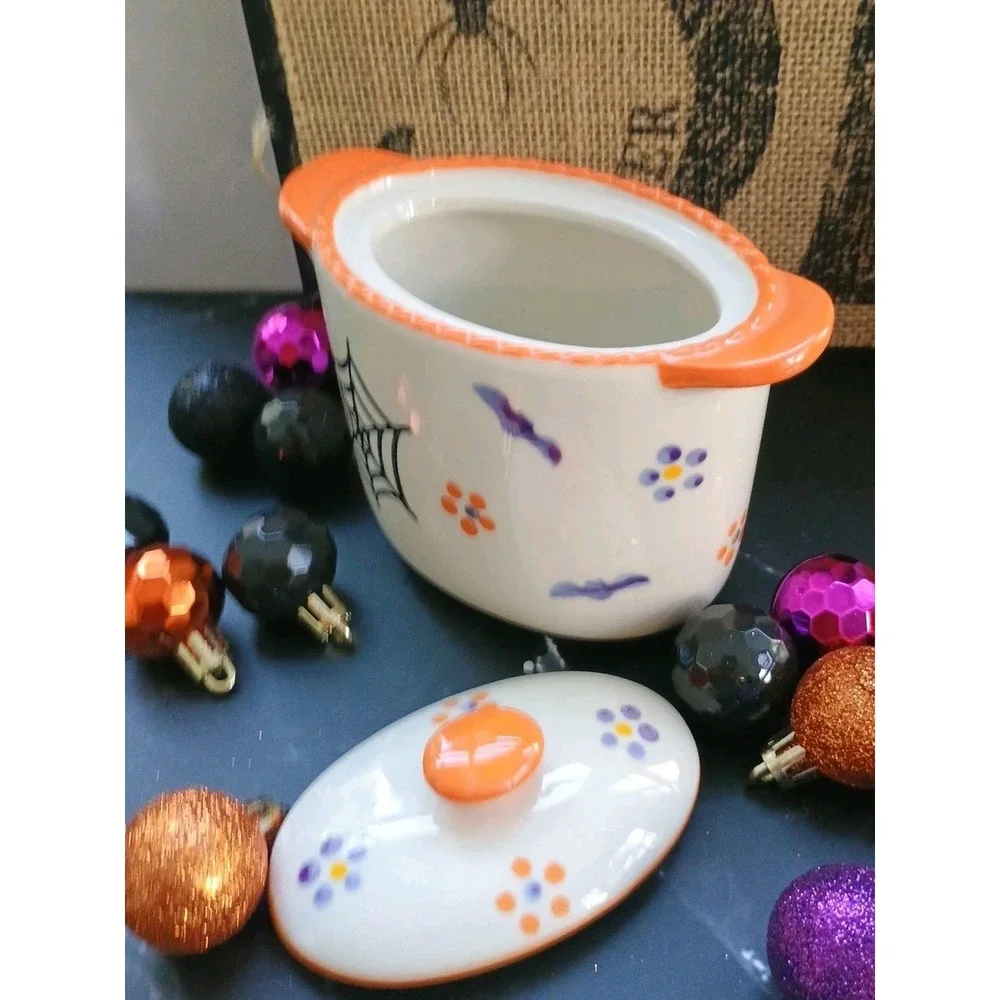 Temptations By Tara Halloween Sugar with Lid & Creamer On Plate Boofetti Pattern